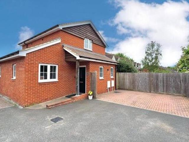House for sale in Wrecclesham, Fole