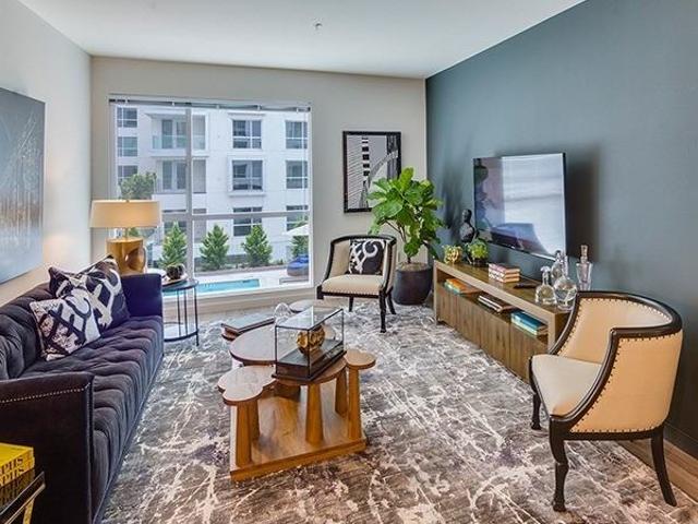 Apartment for rent in Canoga Park, California