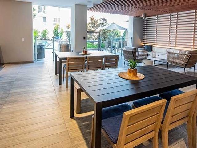 Apartment for rent in South Park, Los Angeles
