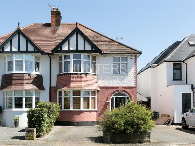 House for rent in Cricklewood, Greater London