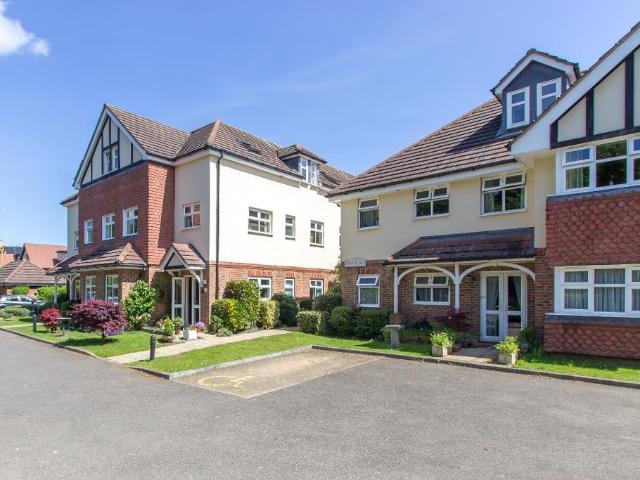 Apartment for rent in Hillview, Surrey