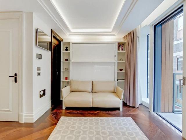 Apartment for rent in St Clement Danes, Greater London