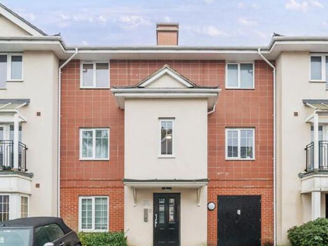 House for sale in Ruislip, Greater London