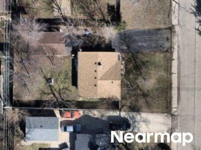 House for sale in Carpentersville, Illinois