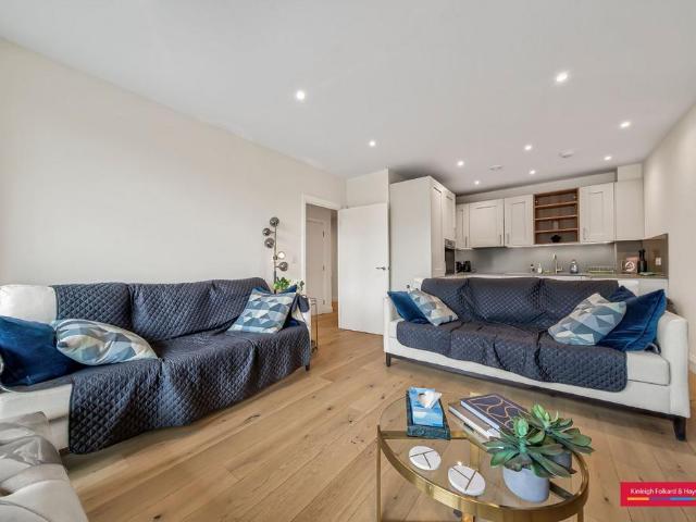 Apartment for rent in West Finchley, Greater London