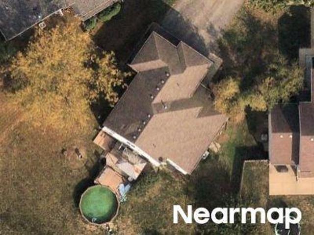 House for sale in Lake In The Hills