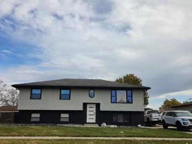 House for sale in Merrillville, Indiana