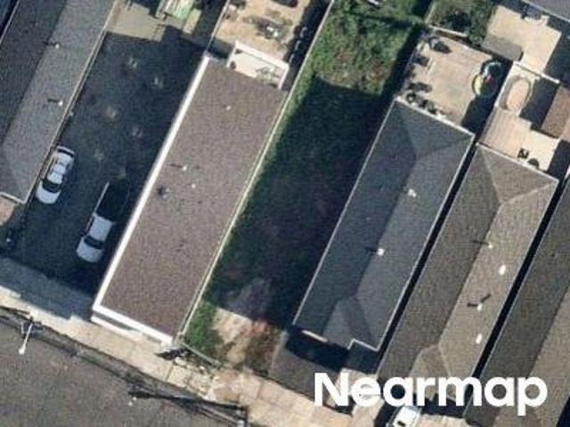 House for sale in Newark