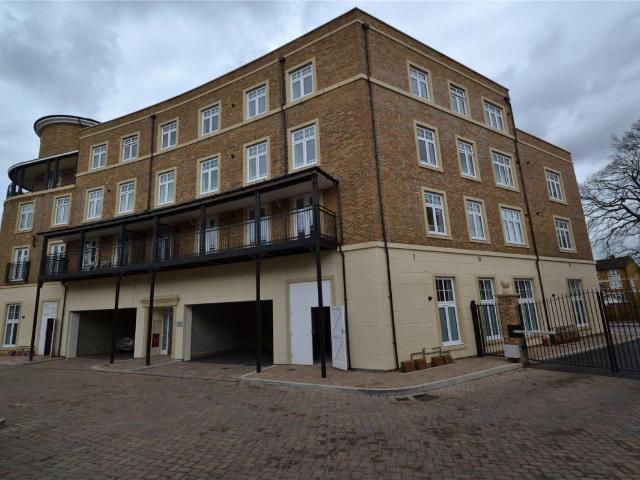 Apartment for rent in Bromley Common, Greater London