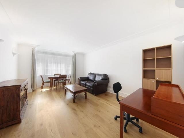 Apartment for rent in South Kensington, Greater London