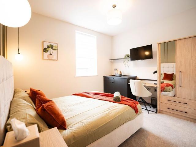 Room for rent in Hollinwood, Pendock