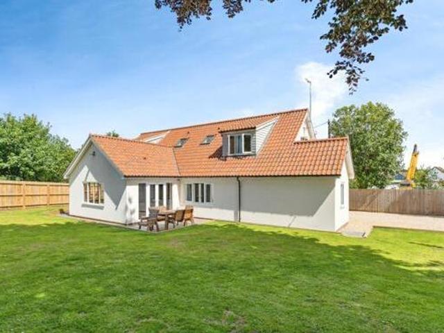 House for sale in East Bank, Norfolk