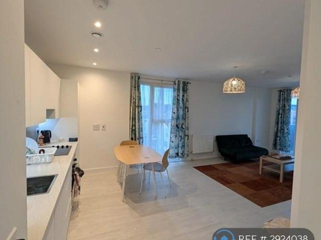 Apartment for rent in London Borough of Barnet, Greater London