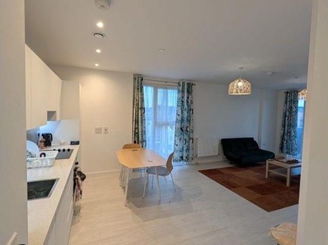 Apartment for rent in The Hyde, Greater London