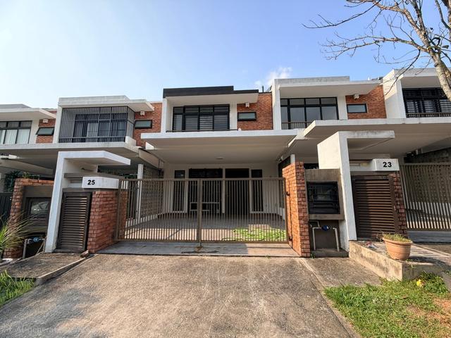 Terraced House for rent in Petaling, Alam Impian