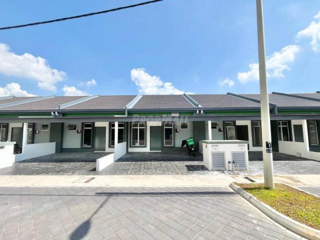 Apartment for rent in Tanjong Sepat, Selangor