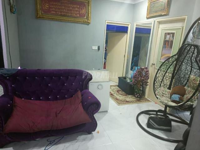 Townhouse for rent in Tanjong Sepat, Selangor