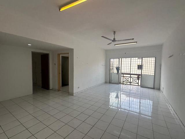 Apartment for rent in Petaling, Subang Jaya