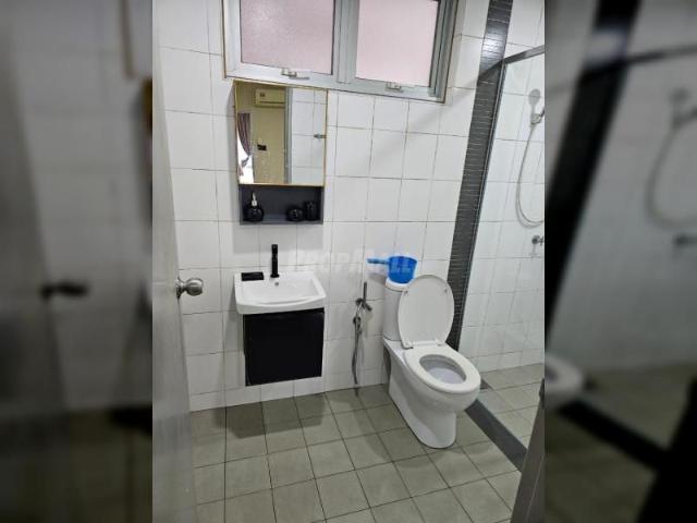 Apartment for rent in Tanjong Sepat, Selangor