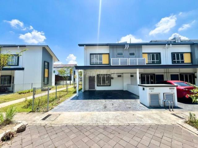 Apartment for rent in Tanjong Sepat, Selangor