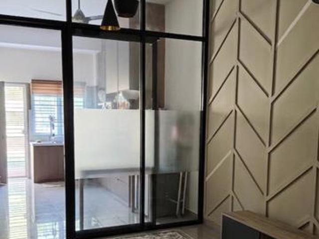 Townhouse for rent in Selangor