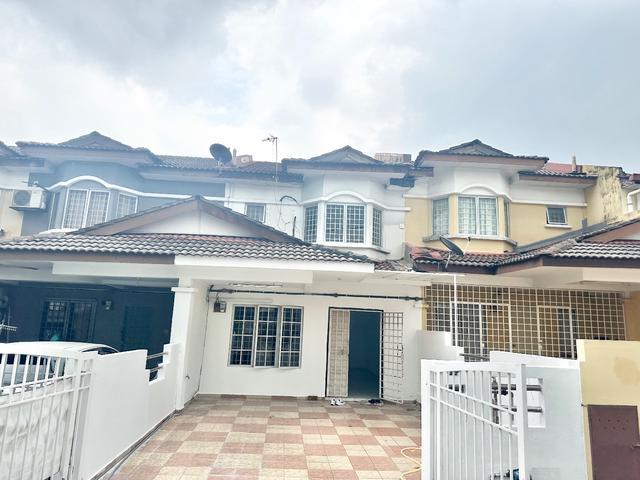 Terraced House for sale in Petaling, Damansara Damai