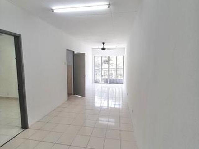 Apartment for sale in Petaling, Damansara Damai