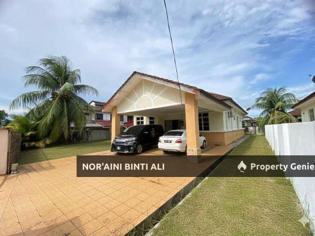 Bungalow for sale in Pasir Semut, Tringganu