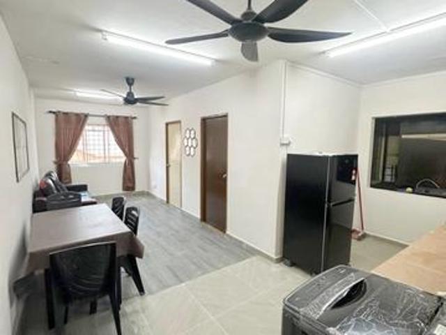 Apartment for sale in Petaling, Damansara Damai