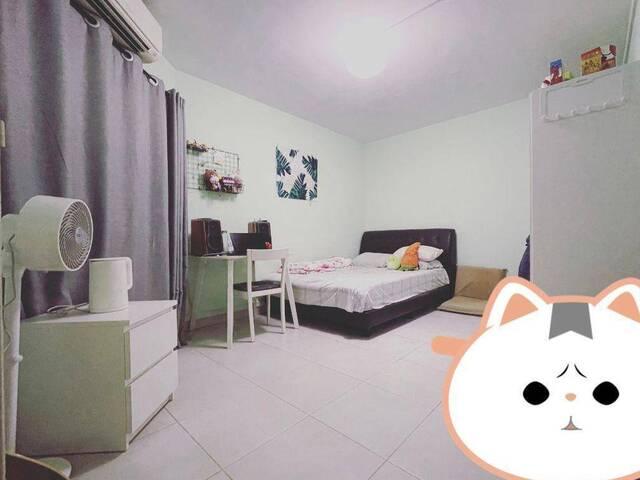 Room for rent in Midview, Singapore