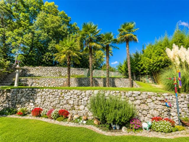 Einfamilienhaus kaufen in Mendrisio, Tessin