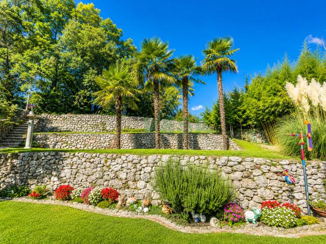Reihenfamilienhaus kaufen in Mendrisio, Tessin