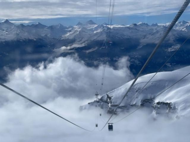 Attikawohnung mieten in Lens, Sierre