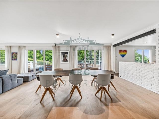 Wohnung kaufen in Cologny