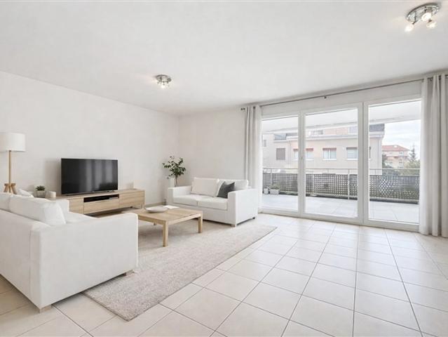 Wohnung kaufen in Gland, Waadt