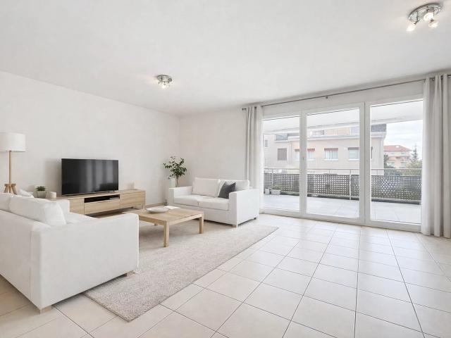 Wohnung kaufen in Gland, Waadt