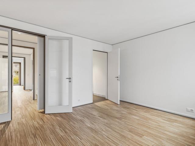 Apartment mieten in Einigen, Zürich