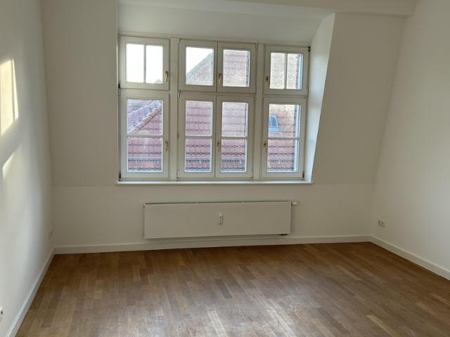 Dachgeschosswohnung kaufen in Lichterfelde West, Berlin