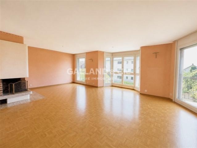 Wohnung kaufen in Pully, Waadt