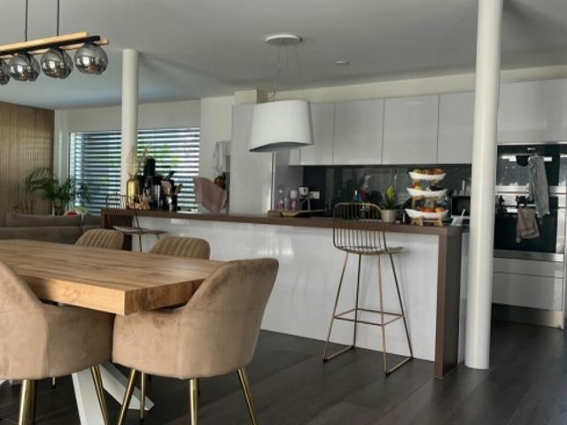 Einfamilienhaus kaufen in Cudrefin, Waadt
