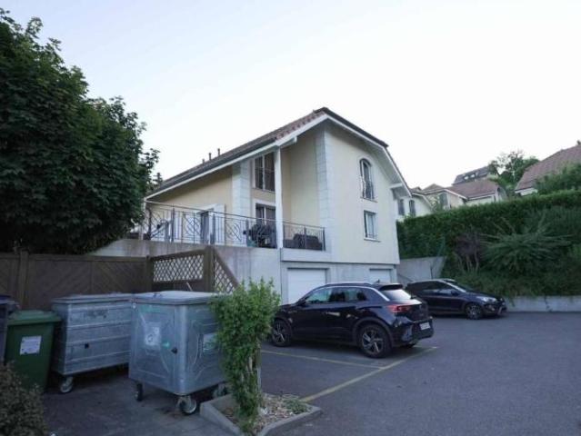 Haus kaufen in Grandson, Waadt