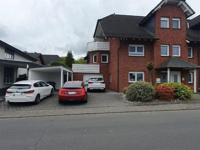 Doppelhaushälfte kaufen in Frickhofen, Dornburg