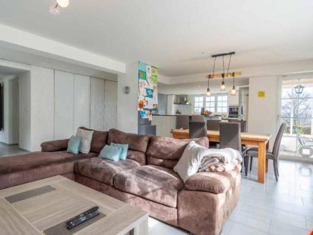 Haus kaufen in Montcherand, Waadt