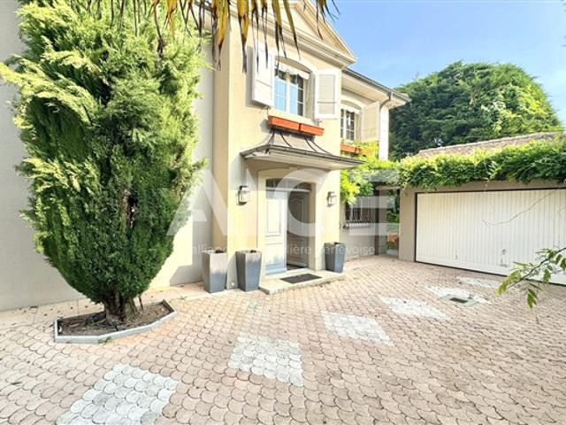 Einfamilienhaus kaufen in Collonge-Bellerive