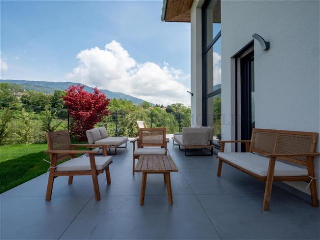 Einfamilienhaus kaufen in Thônex