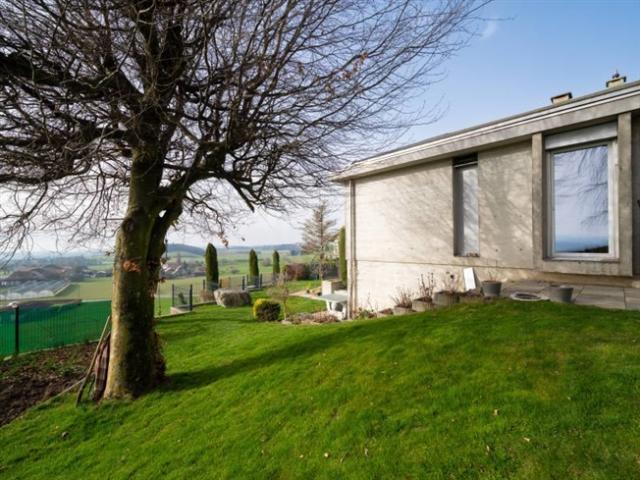 Einfamilienhaus kaufen in Cossonay-Ville, Waadt