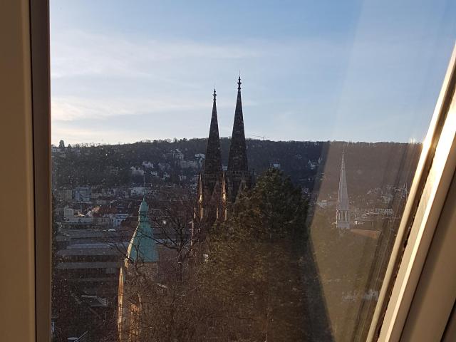 Dachgeschosswohnung mieten in Stuttgart, Baden-Württemberg