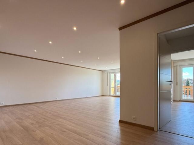 Wohnung mieten in Lens, Wallis