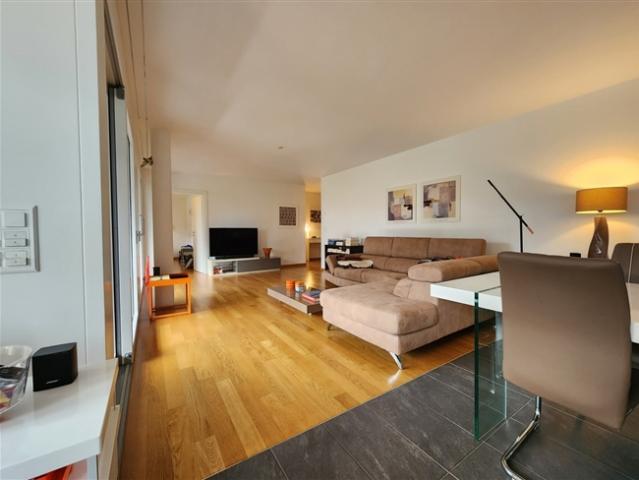 Wohnung mieten in Gland, Waadt