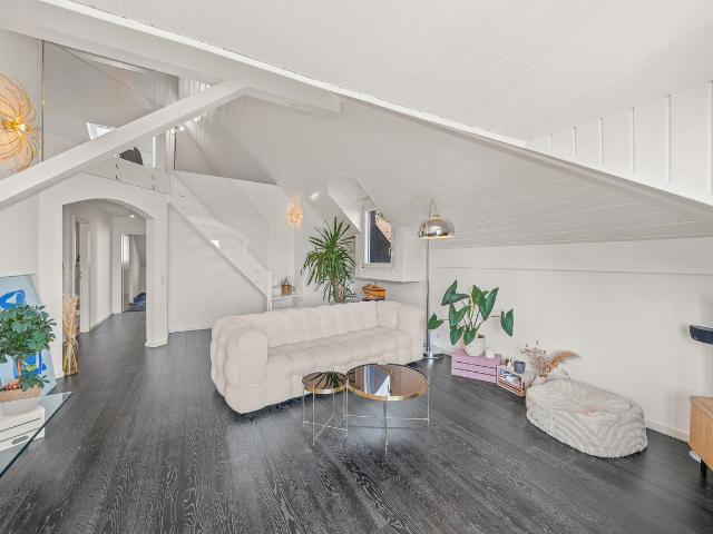 Wohnung kaufen in Pully, Waadt